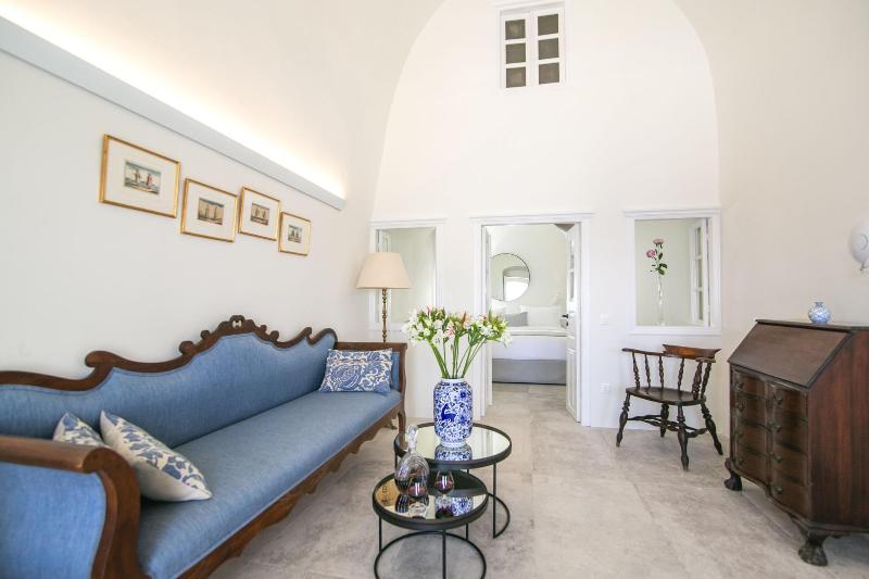Aloia Villas image