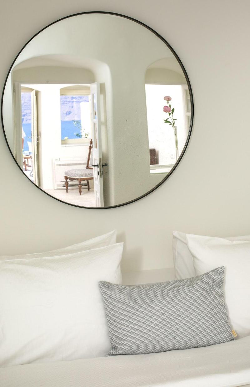 Aloia Villas image