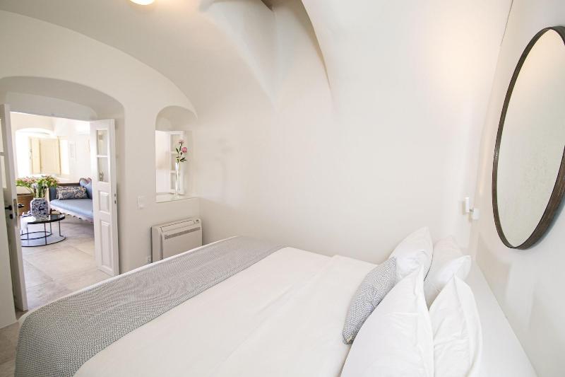 Aloia Villas image