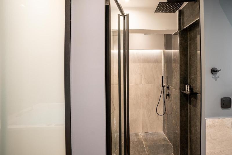 Olympus Terra Boutique Hotel image