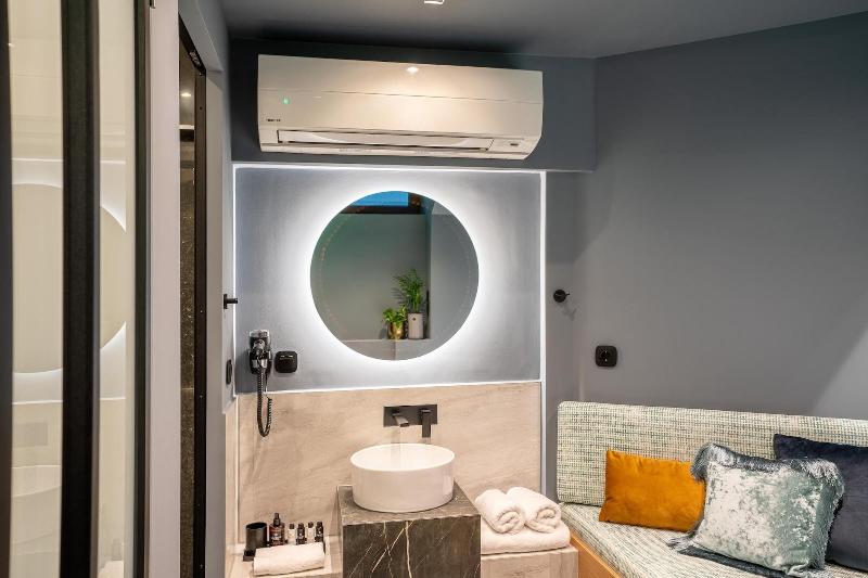 Olympus Terra Boutique Hotel image
