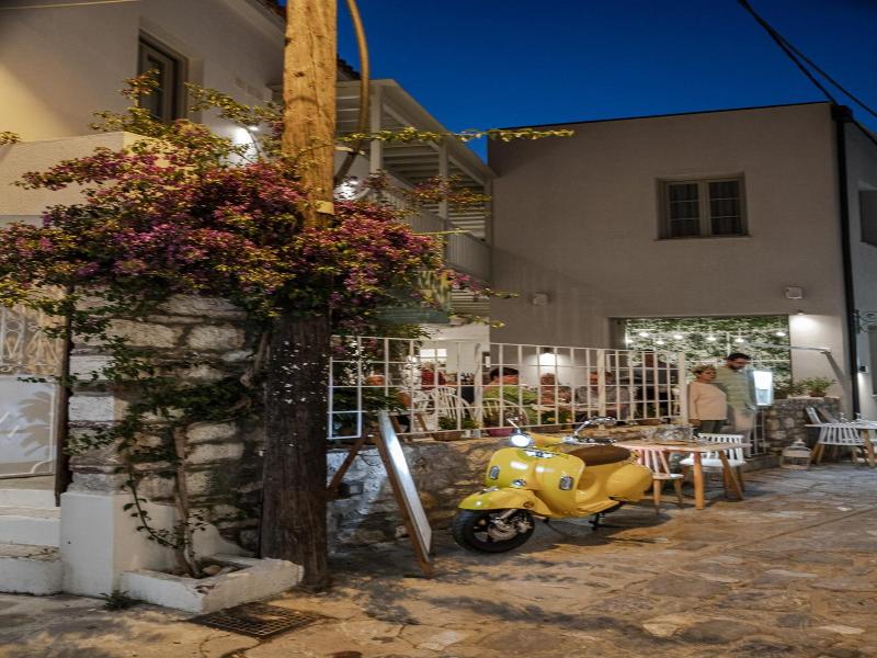L Anima Boutique Suites image