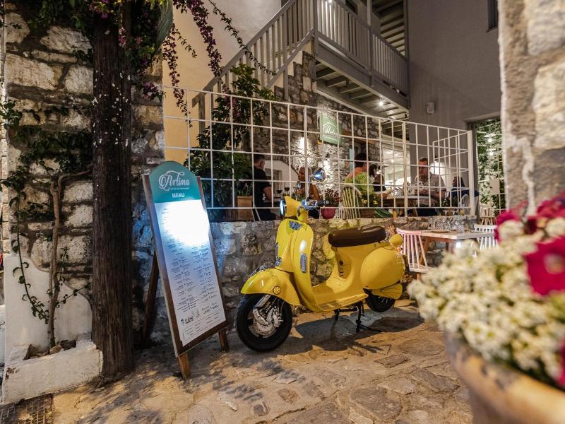 L Anima Boutique Suites image