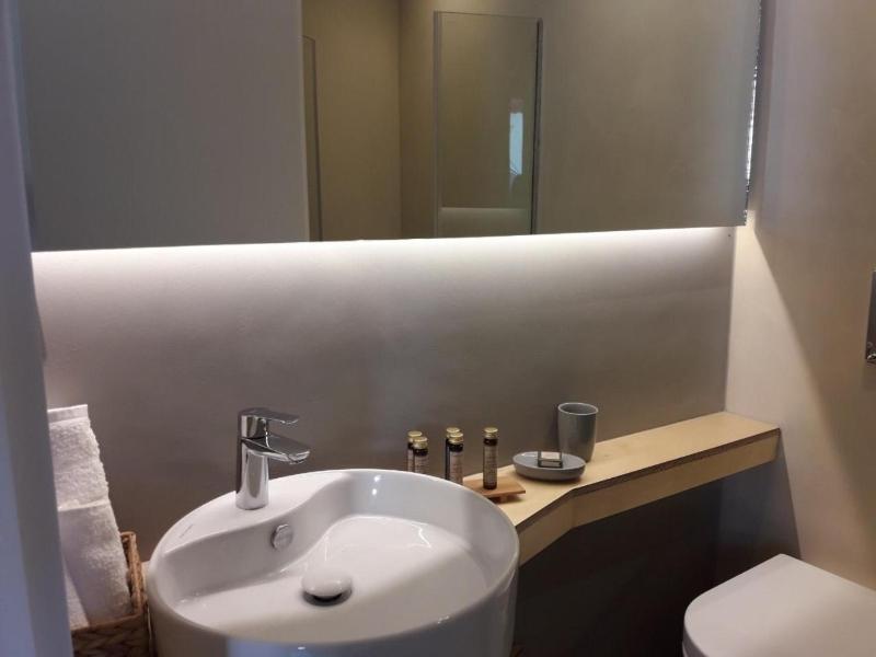 L Anima Boutique Suites image