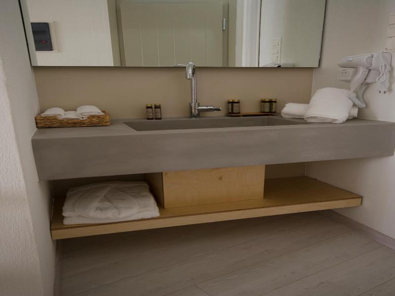 L Anima Boutique Suites image