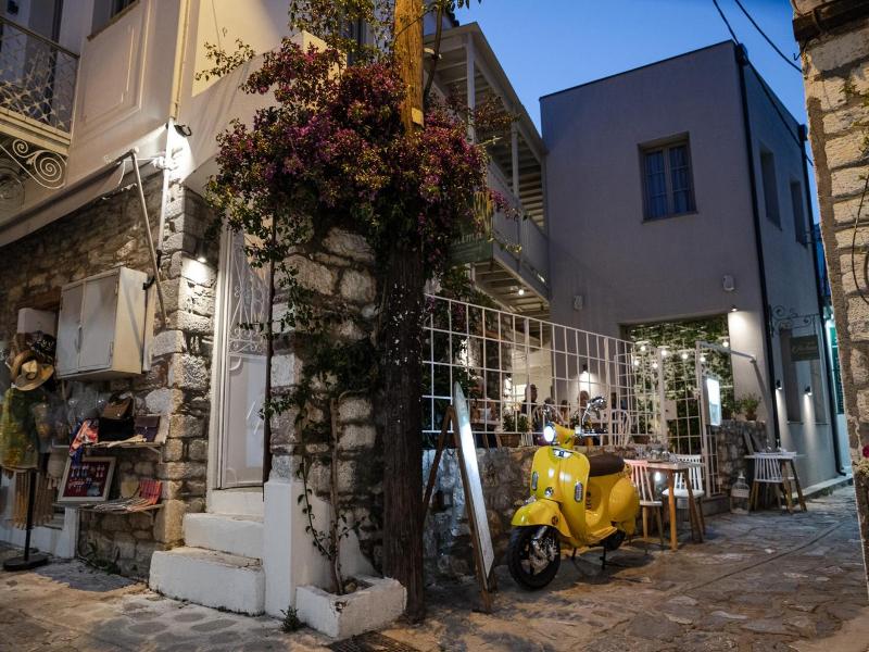 L Anima Boutique Suites image