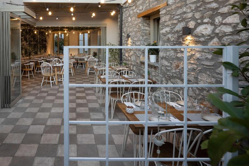 L Anima Boutique Suites image