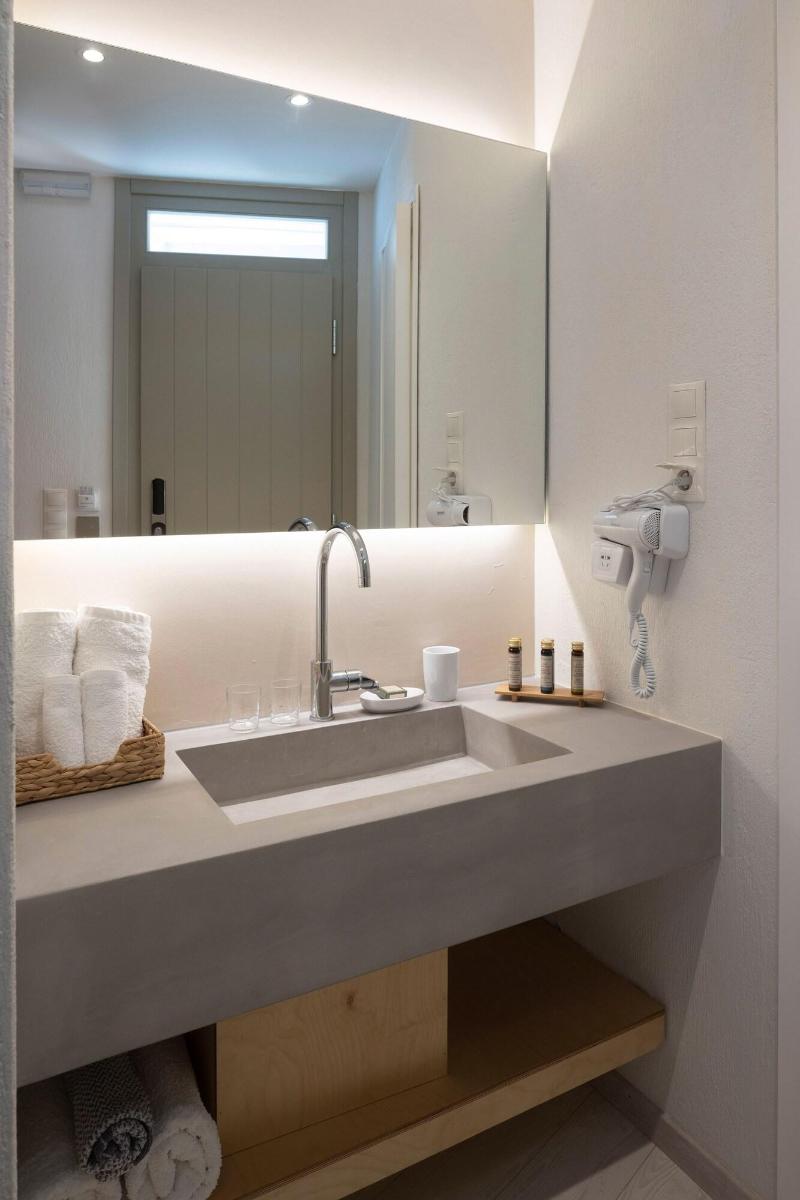 L Anima Boutique Suites image