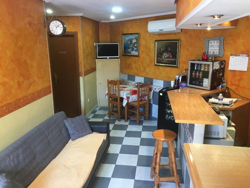 Hostal Los Rosales image