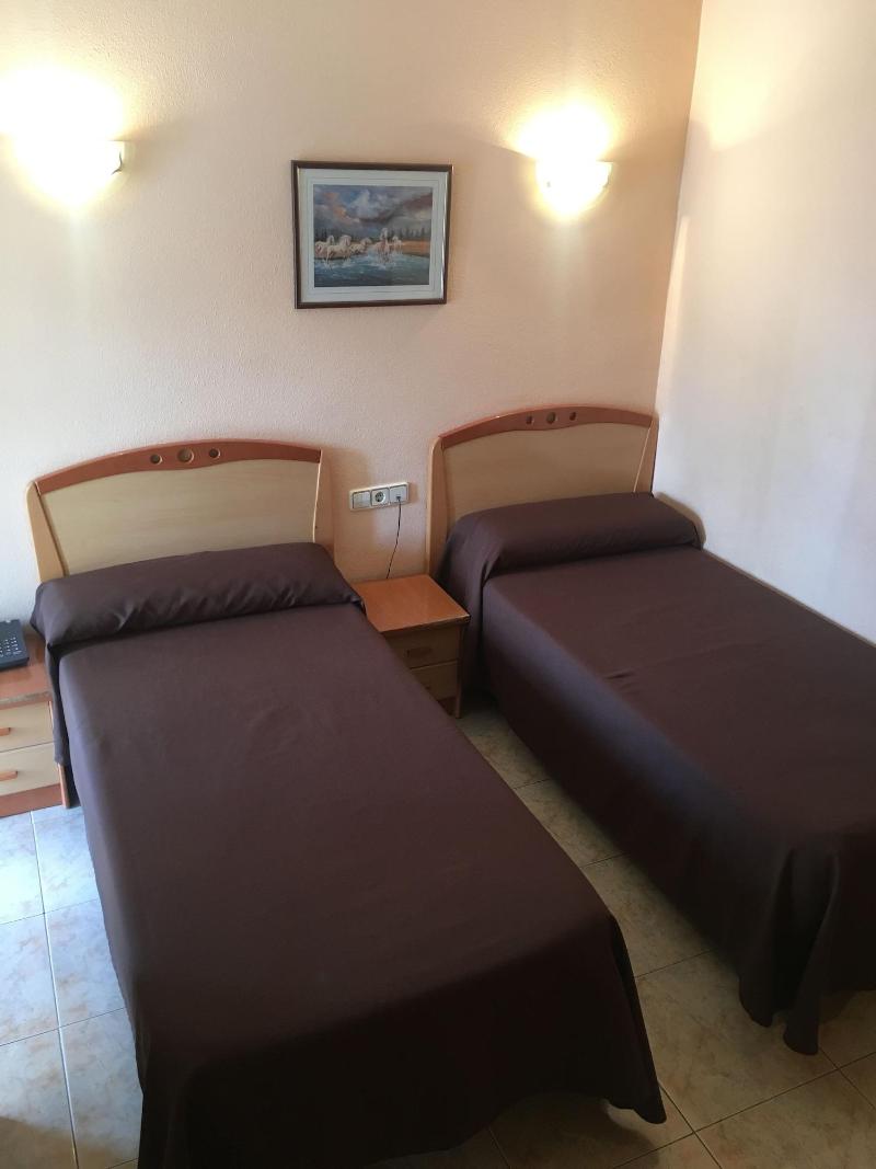 Hostal Los Rosales image