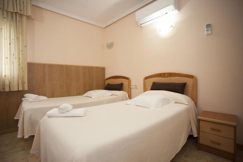Hostal Los Rosales image