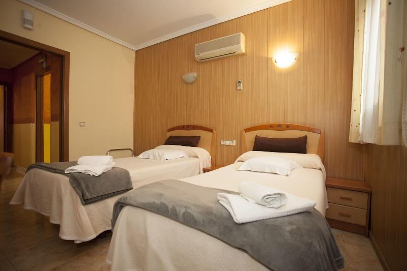 Hostal Los Rosales image