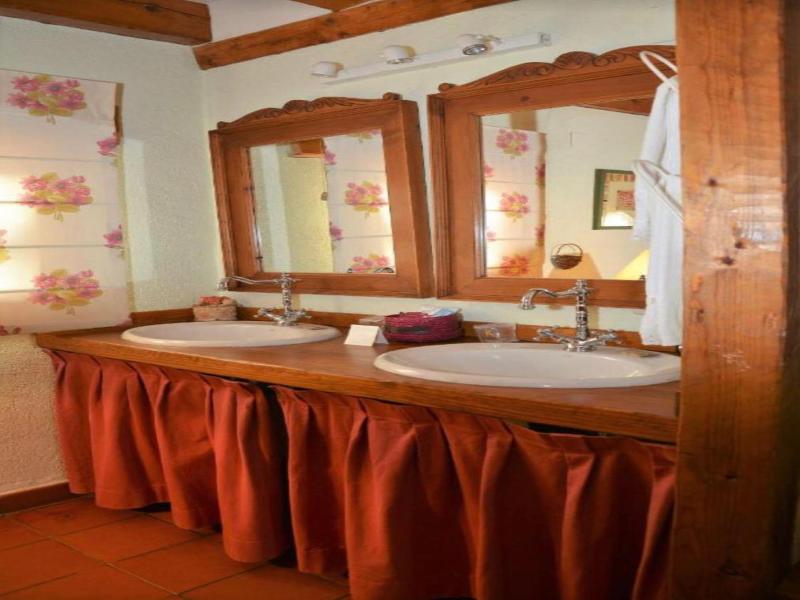 Posada Mingaseda image