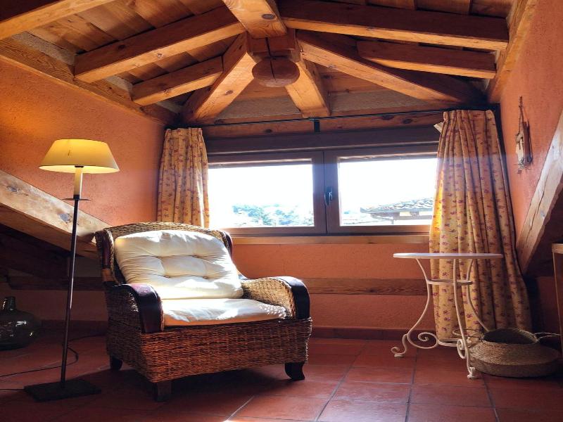 Posada Mingaseda image