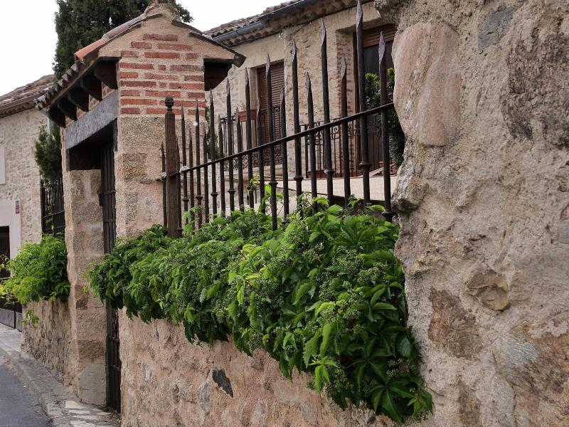 Posada Mingaseda image