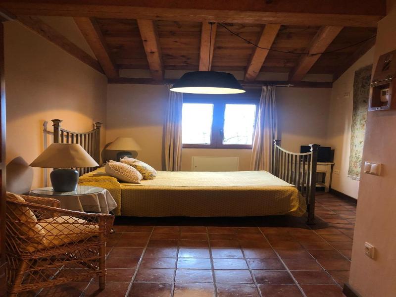 Posada Mingaseda image