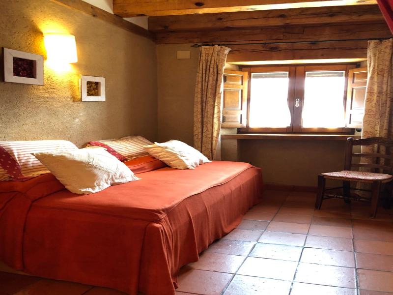 Posada Mingaseda image