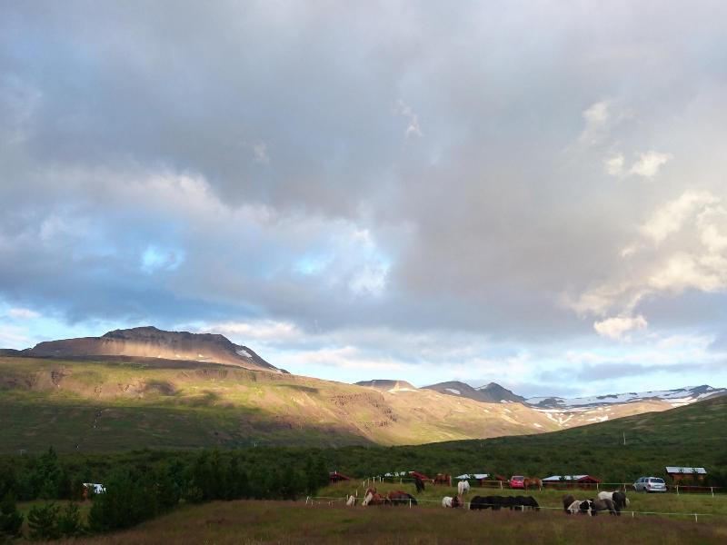 Stóra Sandfell Rooms and Cottages image