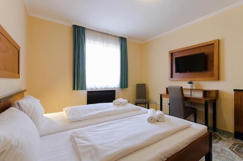 Grand Richter Hotel image