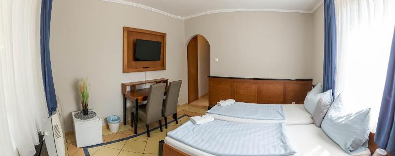 Grand Richter Hotel image