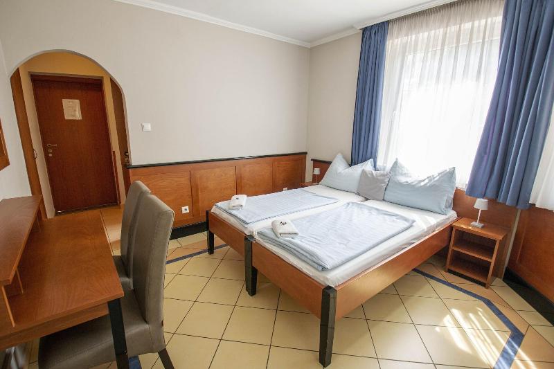 Grand Richter Hotel image