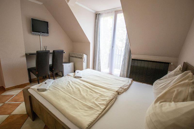 Grand Richter Hotel image