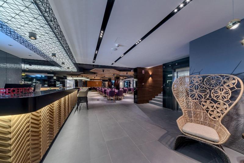 Donautica Hotel & Restaurant