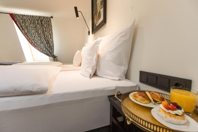 Art Hotel Roma image