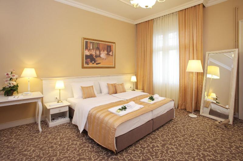Booking Rooms image