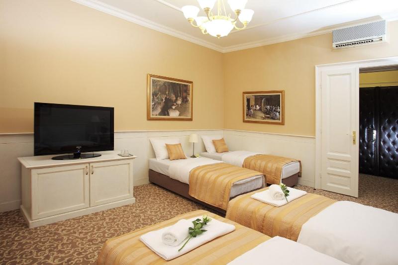 Booking Rooms image
