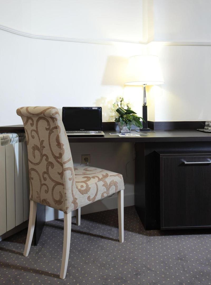 Booking Rooms image