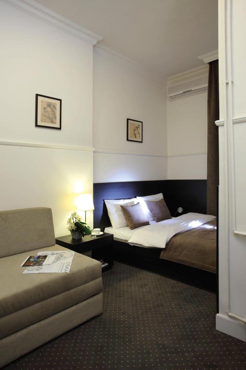 Booking Rooms image