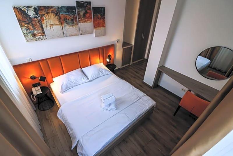 Hotel National image