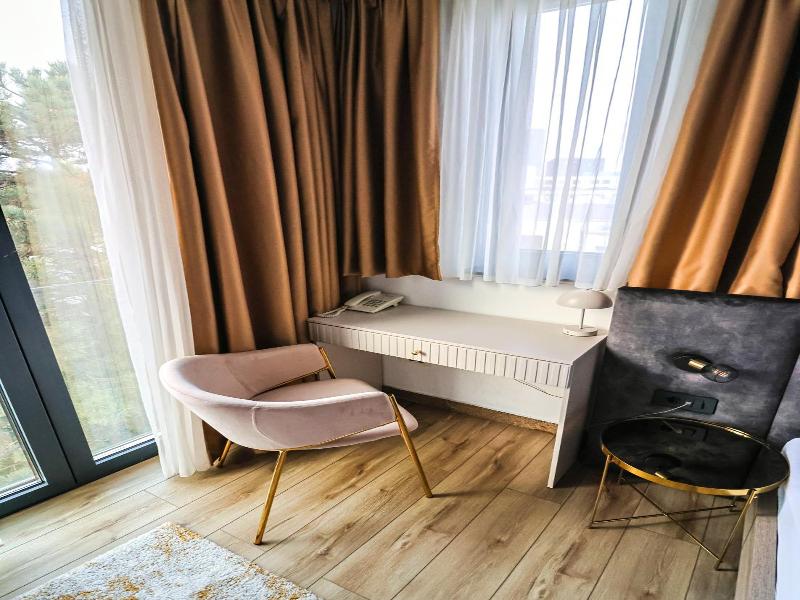 Hotel National image