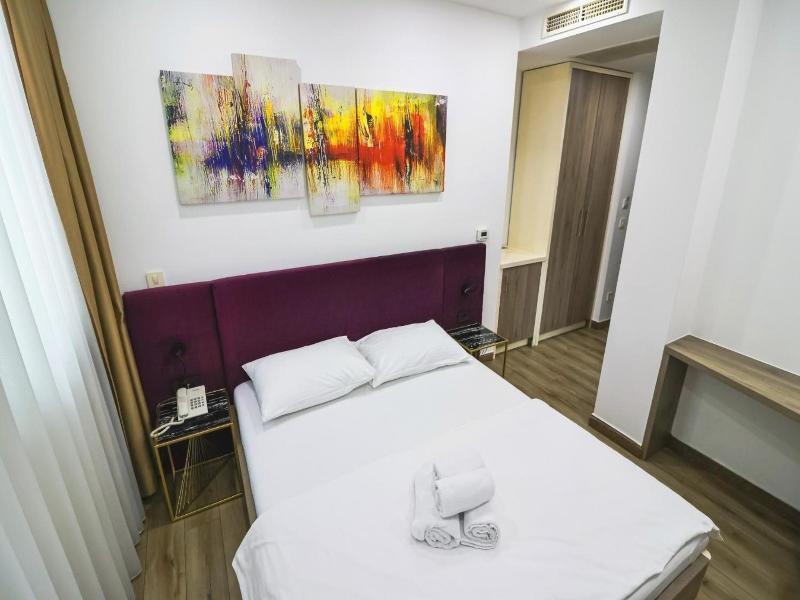 Hotel National image
