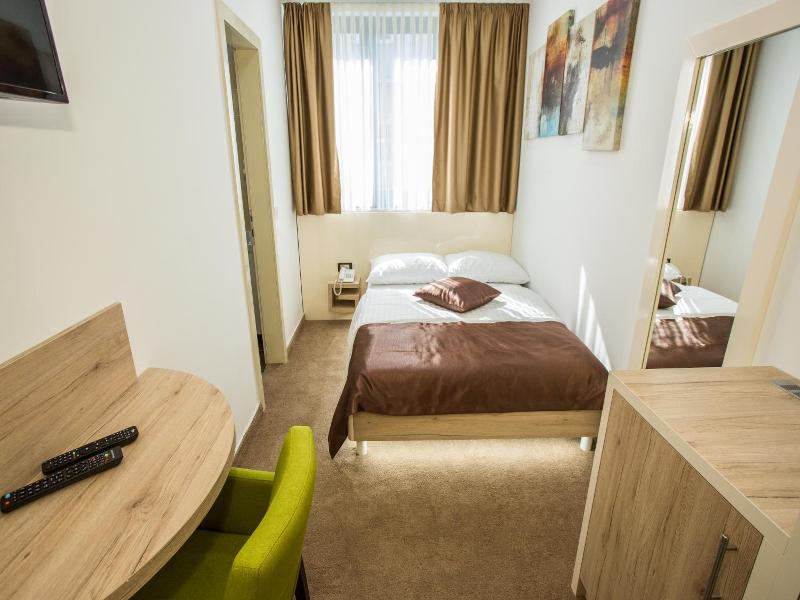 Hotel National image