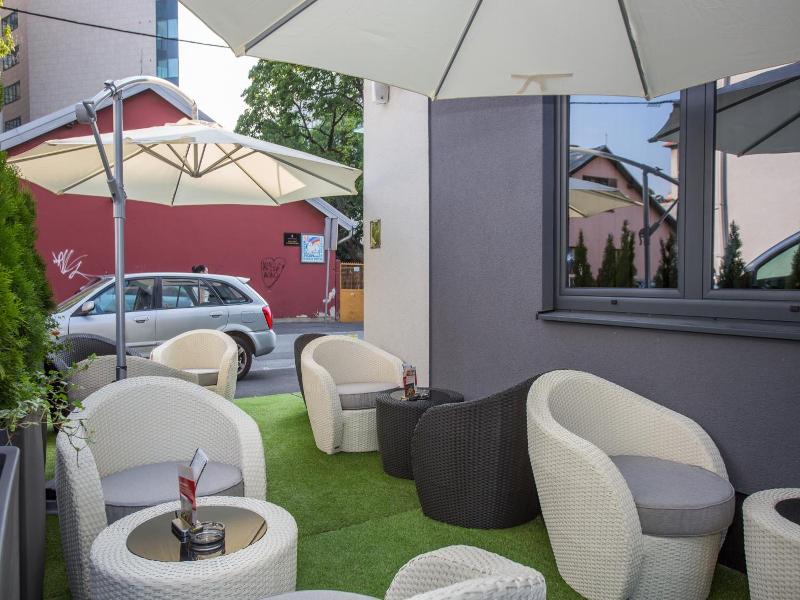 Hotel National image
