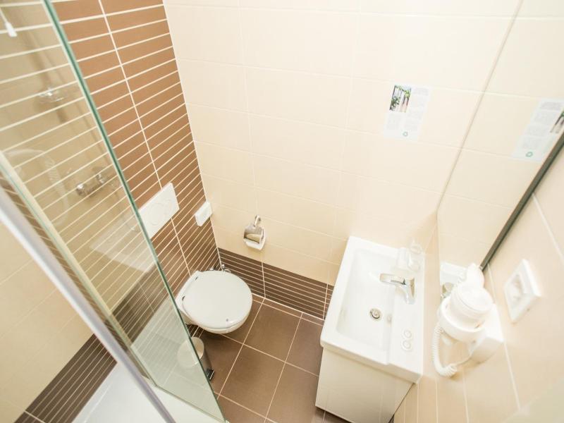 Hotel National image