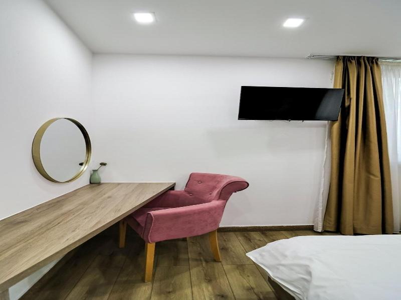 Hotel National image