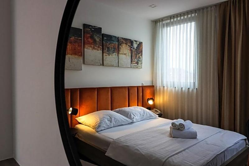 Hotel National image