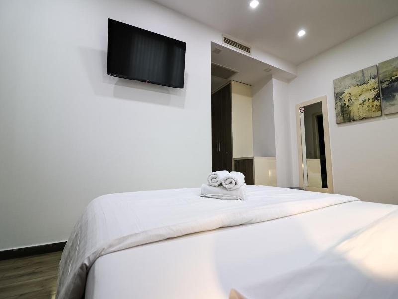 Hotel National image