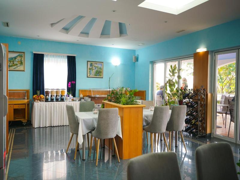 Hotel Belvedere image