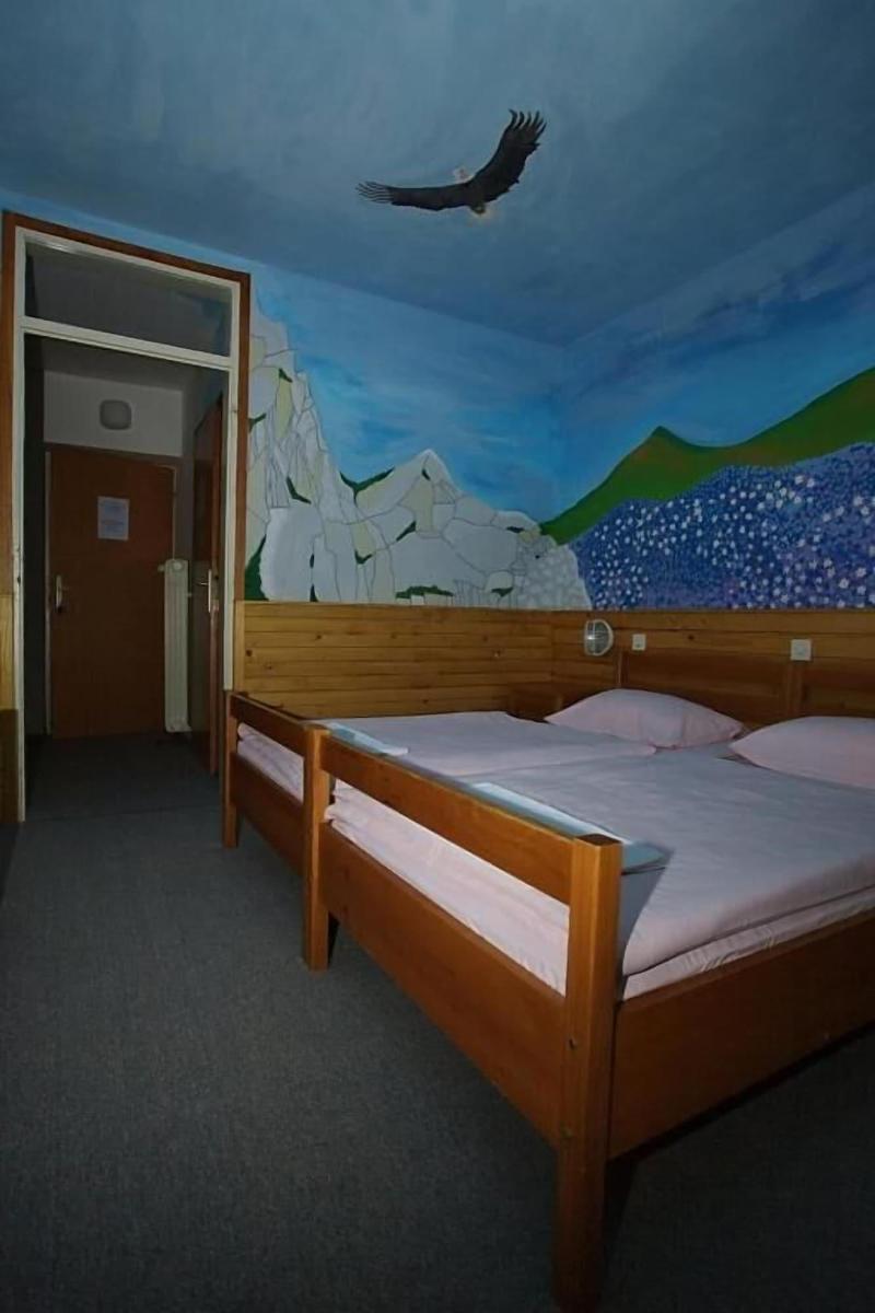 Hostel Pod Vologom image