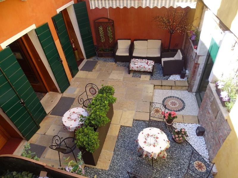 B&B Venezia In Suite & Apartments image