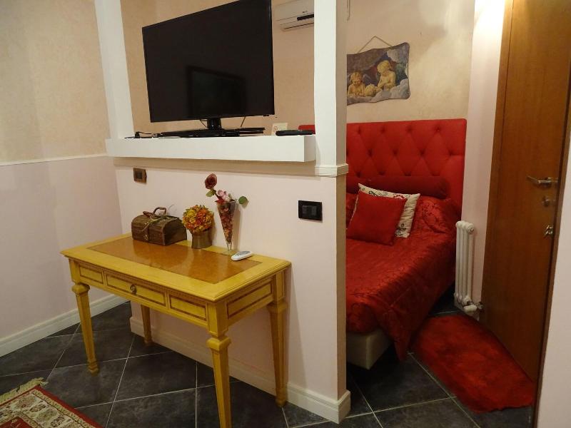 B&B Venezia In Suite & Apartments image