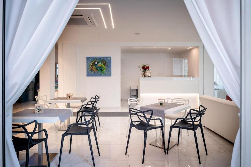 Hotel Tre Rose image