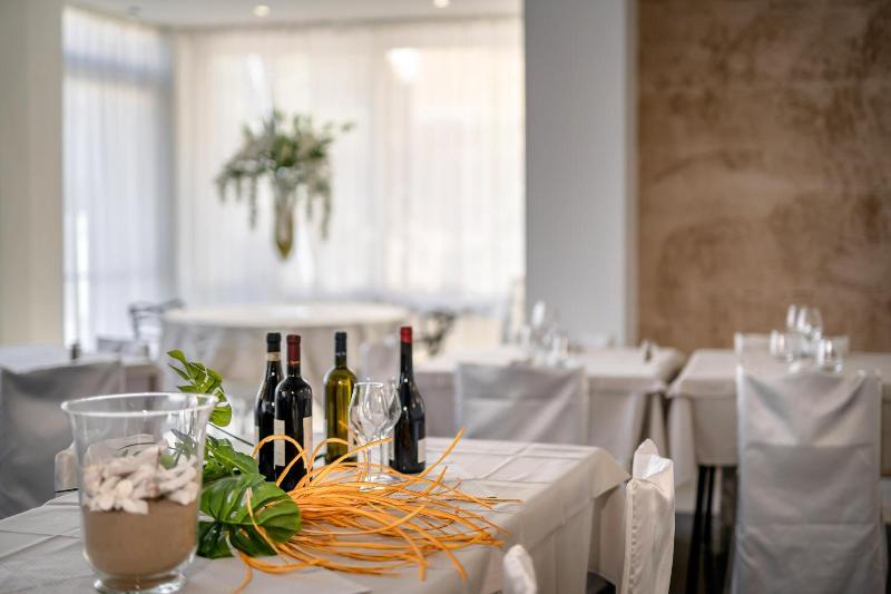 Hotel Tre Rose image