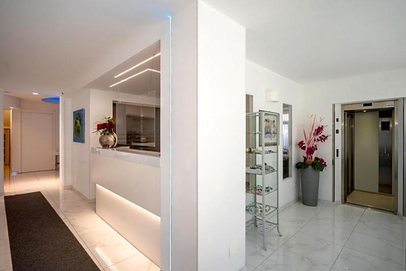 Hotel Tre Rose image