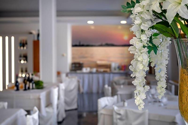 Hotel Tre Rose image