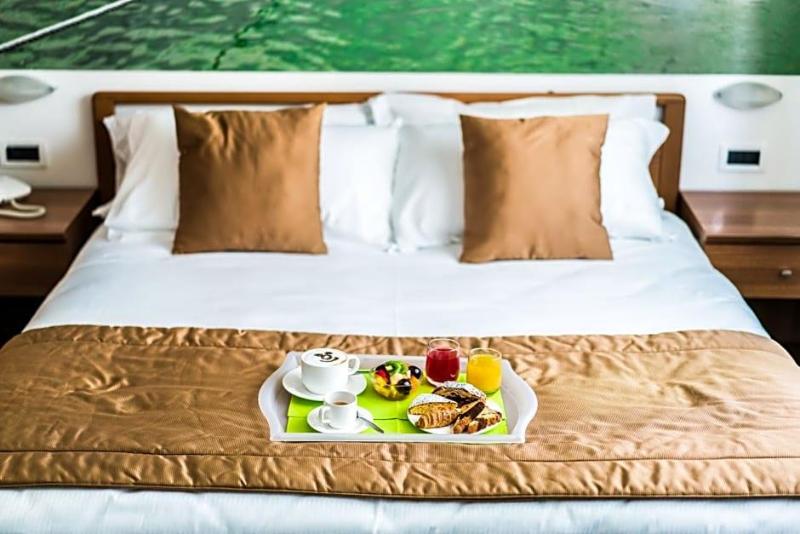 Hotel Tre Rose image